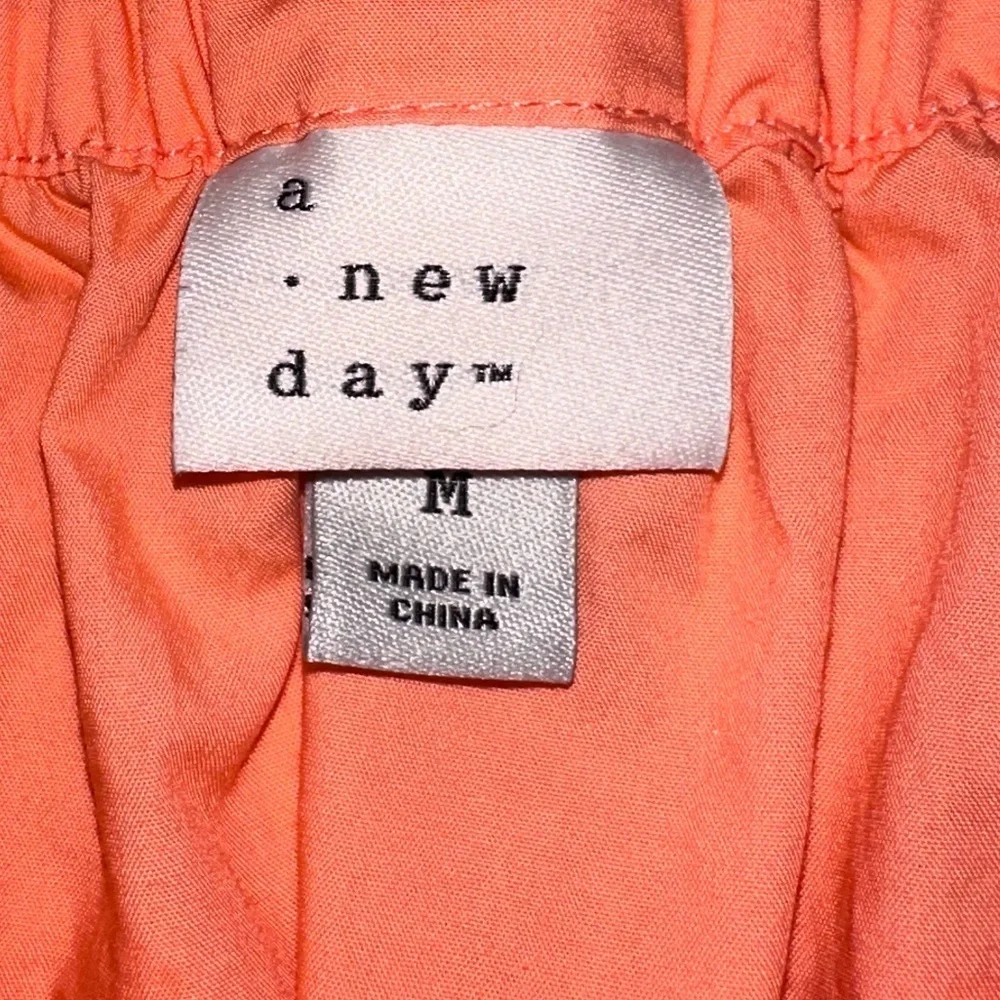 a new day Peach Midi Skirt Size Medium Church School Office Lightweight Cutr